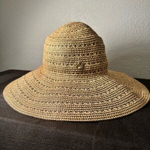 Adrienne Vittadini Wide Brim Floppy Beach Pool Travel Vacation Hat Packable Tan